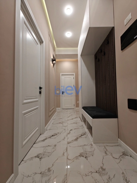 Aylıq Kirayə 3 otaqlı Yeni Tikili bina evi  90m², Bakı