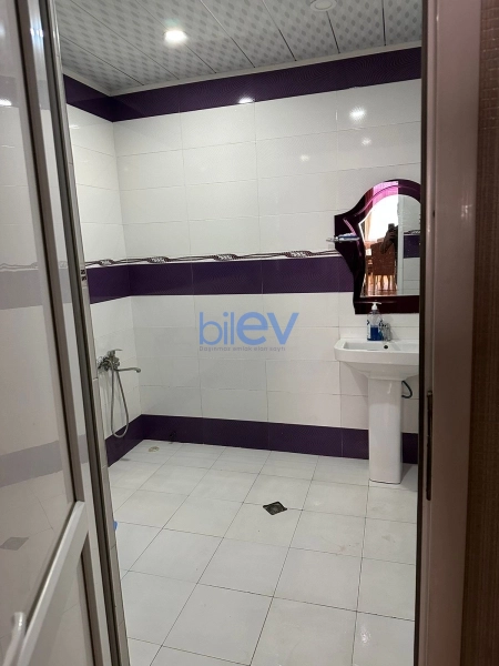 Aylıq Kirayə 2 otaqlı Yeni Tikili bina evi  80m², Bakı