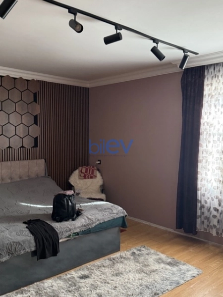 Satış 4 otaqlı Həyət evi  3m², Bakı