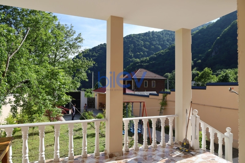 Günlük Kirayə 7 otaqlı Həyət evi  m², Qax
