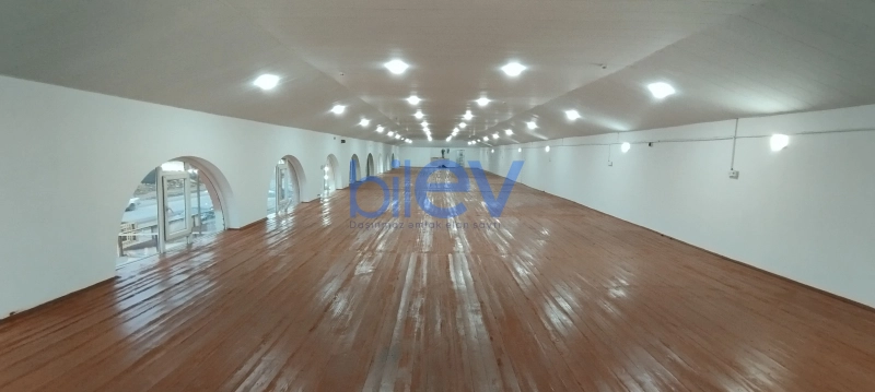 Satış 3 otaqlı Obyekt  2500m², Bakı