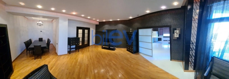 Aylıq Kirayə 3 otaqlı Yeni Tikili bina evi  185m², Bakı