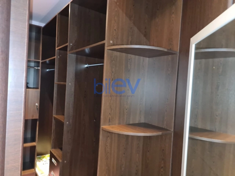 Aylıq Kirayə 3 otaqlı Yeni Tikili bina evi  185m², Bakı