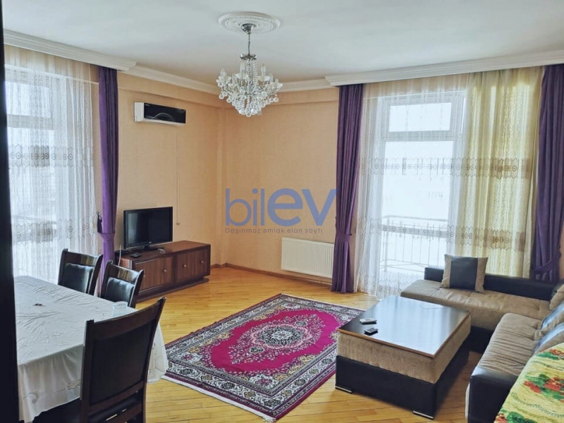 Aylıq Kirayə 3 otaqlı Yeni Tikili bina evi  130m², Bakı