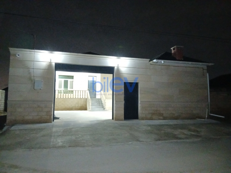 Satış 4 otaqlı Həyət evi  240m², Bakı