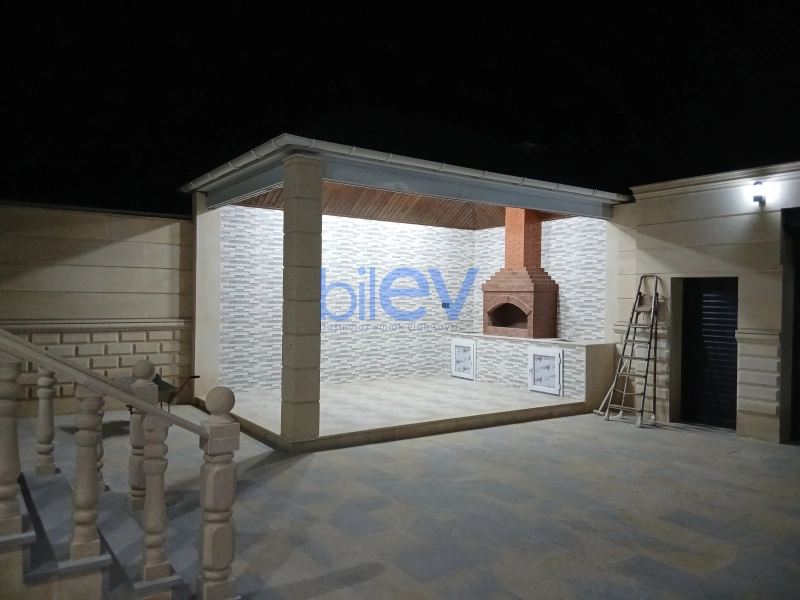Satış 4 otaqlı Həyət evi  240m², Bakı