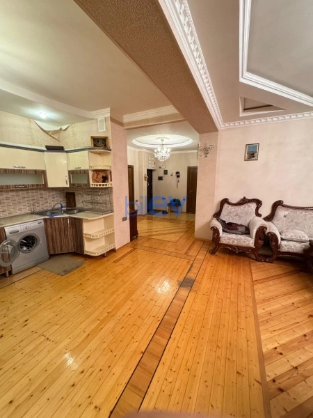 Günlük Kirayə 3 otaqlı Yeni Tikili bina evi  120m², Bakı