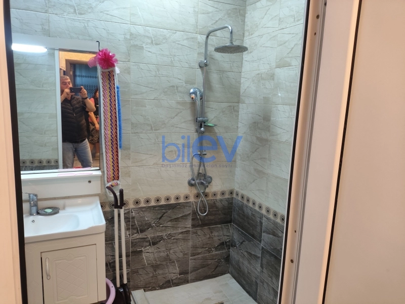 Satış 3 otaqlı Köhnə Tikili bina evi  59m², Bakı