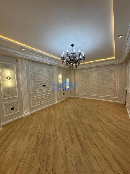 Satış 3 otaqlı Yeni Tikili bina evi  130m², Bakı