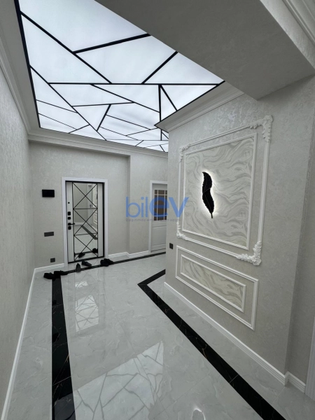 Satış 3 otaqlı Yeni Tikili bina evi  130m², Bakı