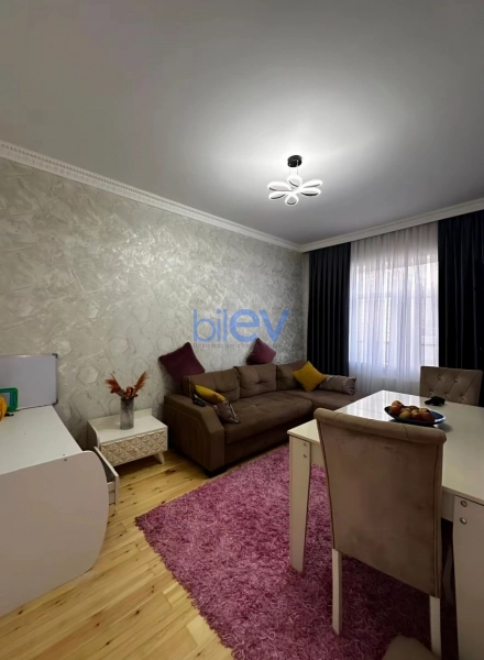 Aylıq Kirayə 3 otaqlı Yeni Tikili bina evi  80m², Bakı