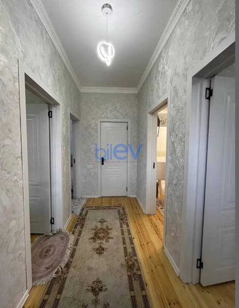 Aylıq Kirayə 3 otaqlı Yeni Tikili bina evi  80m², Bakı