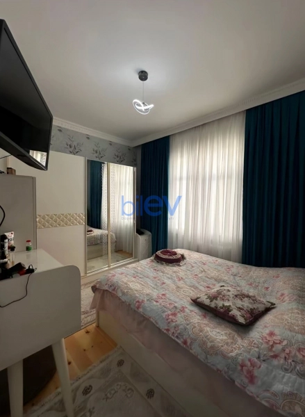 Aylıq Kirayə 3 otaqlı Yeni Tikili bina evi  80m², Bakı