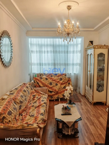 Satış 3 otaqlı Köhnə Tikili bina evi  65m², Bakı