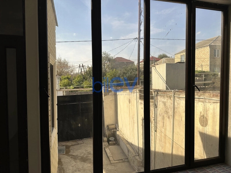 Satış 5 otaqlı Həyət evi  180m², Bakı