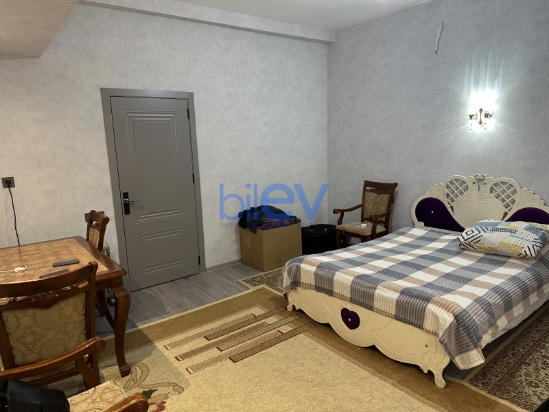 Satış 5 otaqlı Həyət evi  180m², Bakı