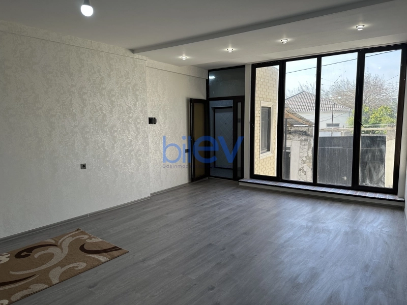 Satış 5 otaqlı Həyət evi  180m², Bakı