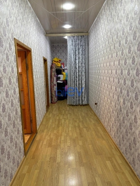 Satış 2 otaqlı Köhnə Tikili bina evi  65m², Bakı