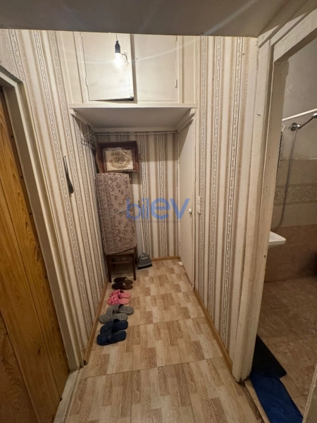 Aylıq Kirayə 1 otaqlı Köhnə Tikili bina evi  55m², Bakı
