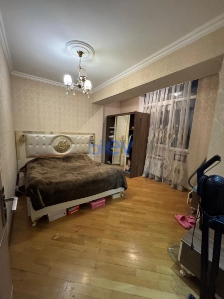 Satış 2 otaqlı Yeni Tikili bina evi  70m², Bakı