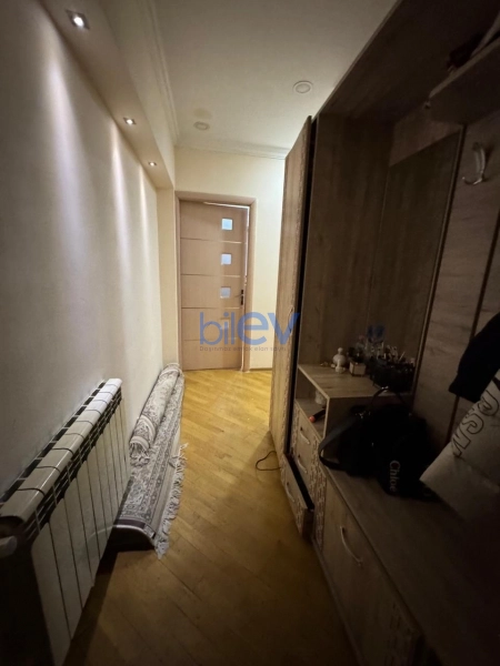 Satış 2 otaqlı Yeni Tikili bina evi  70m², Bakı