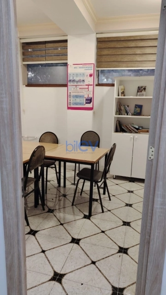 Aylıq Kirayə 10 otaqlı Ofis  90m², Bakı
