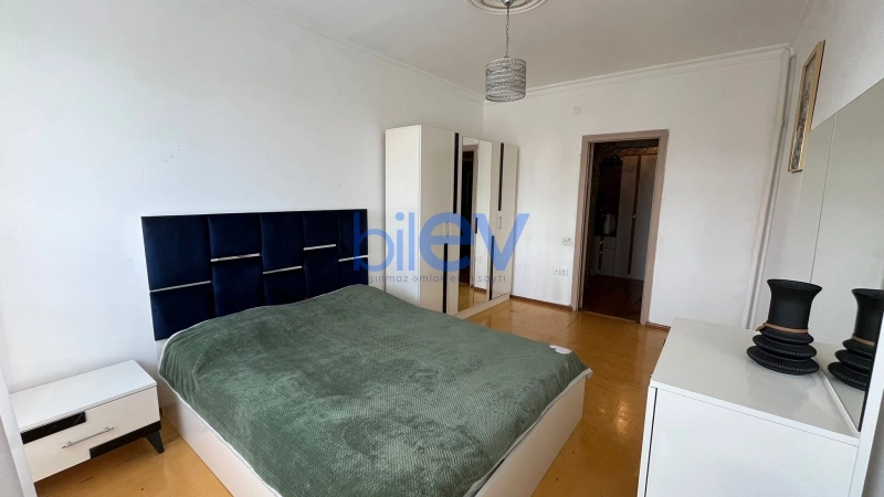 Satış 3 otaqlı Köhnə Tikili bina evi  70m², Bakı