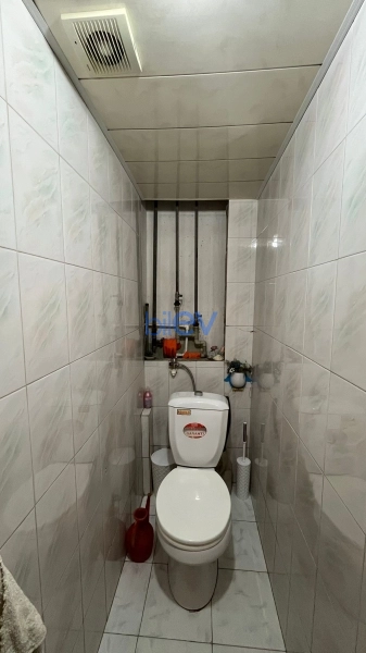 Satış 3 otaqlı Köhnə Tikili bina evi  70m², Bakı