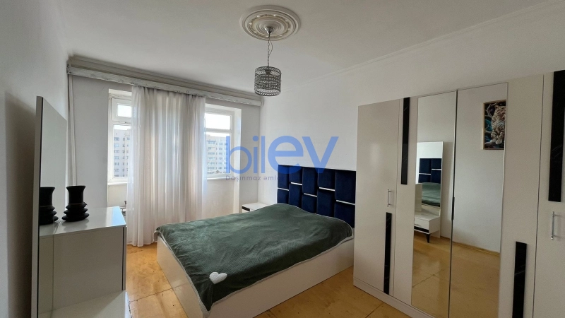 Satış 3 otaqlı Köhnə Tikili bina evi  70m², Bakı