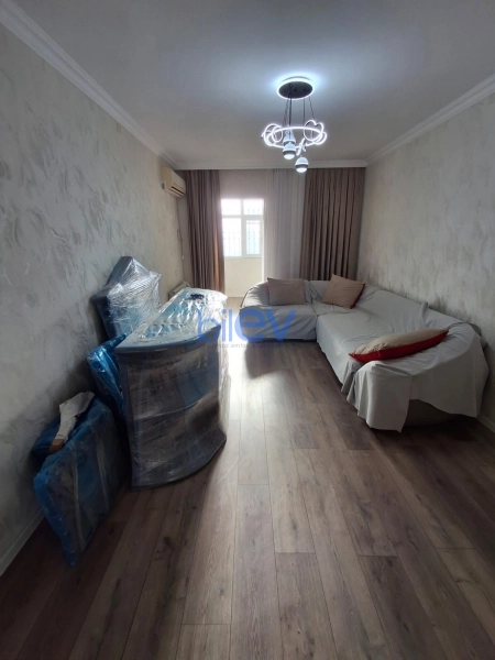 Satış 2 otaqlı Köhnə Tikili bina evi  60m², Bakı