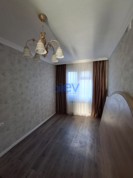 Satış 2 otaqlı Köhnə Tikili bina evi  60m², Bakı