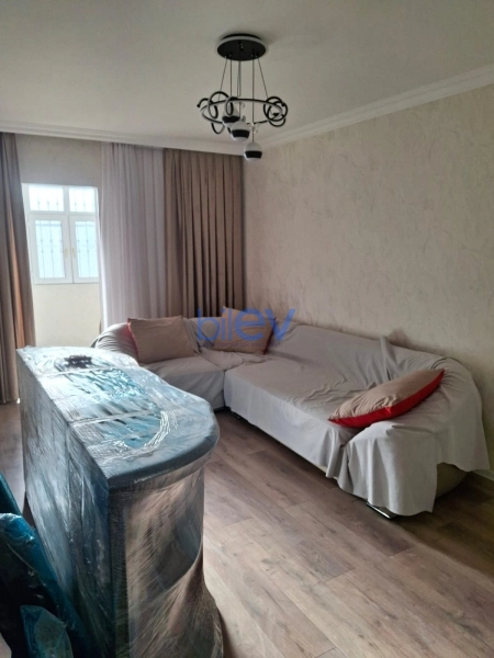 Satış 2 otaqlı Köhnə Tikili bina evi  60m², Bakı
