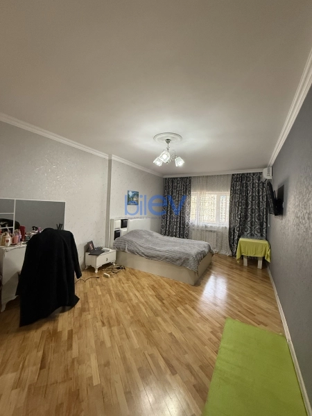 Satış 3 otaqlı Yeni Tikili bina evi  130m², Bakı