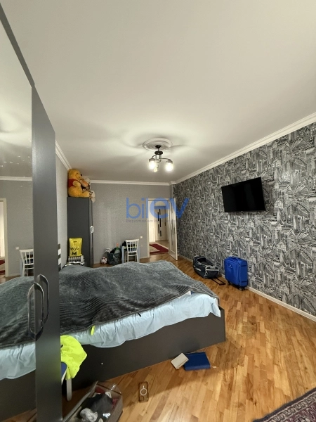 Satış 3 otaqlı Yeni Tikili bina evi  130m², Bakı