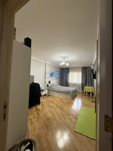 Satış 3 otaqlı Yeni Tikili bina evi  130m², Bakı