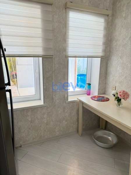 Aylıq Kirayə 5 otaqlı Həyət evi  400m², Bakı