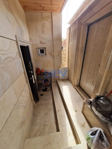 Satış 4 otaqlı Həyət evi  130m², Bakı