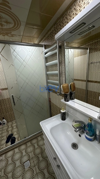 Aylıq Kirayə 2 otaqlı Yeni Tikili bina evi  m², Bakı
