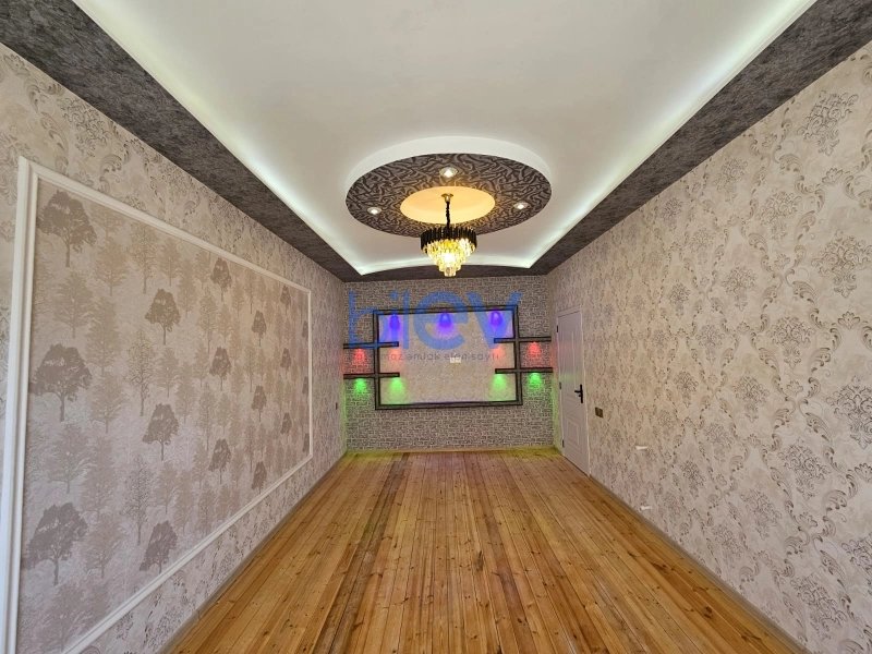 Aylıq Kirayə 3 otaqlı Həyət evi  100m², Bakı