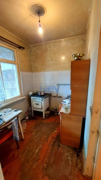 Satış 3 otaqlı Köhnə Tikili bina evi  85m², Bakı