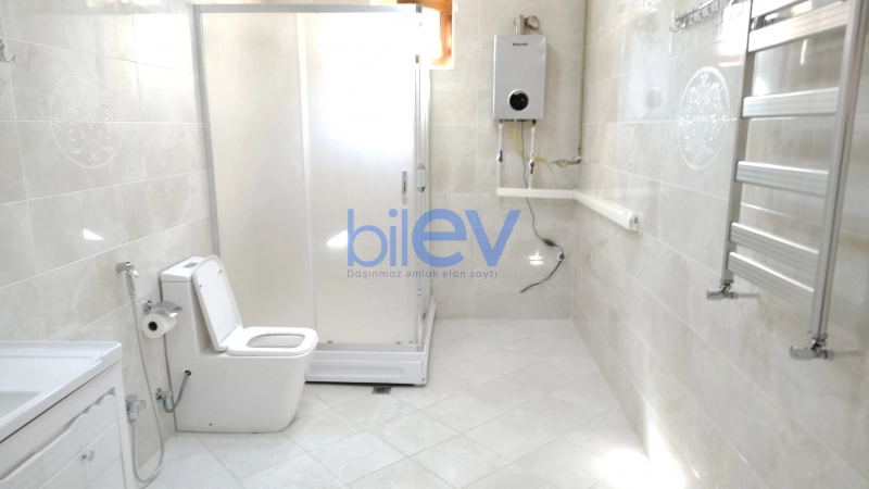 Aylıq Kirayə 9 otaqlı Həyət evi  560m², Bakı