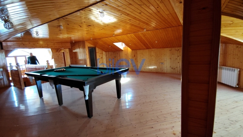 Aylıq Kirayə 9 otaqlı Həyət evi  560m², Bakı