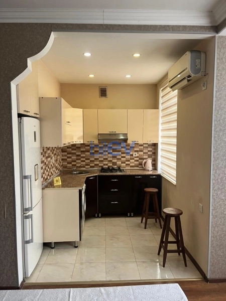 Satış 2 otaqlı Köhnə Tikili bina evi  50m², Bakı