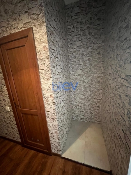 Satış 2 otaqlı Köhnə Tikili bina evi  50m², Bakı