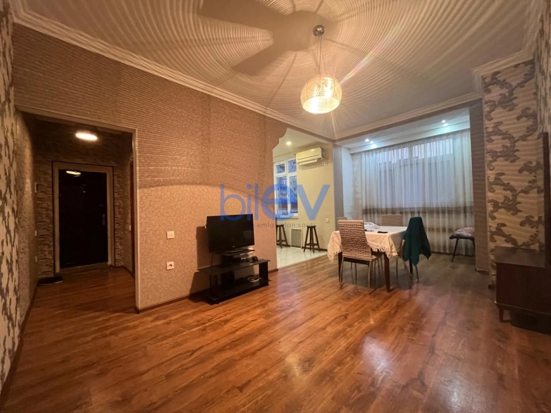 Satış 2 otaqlı Köhnə Tikili bina evi  50m², Bakı