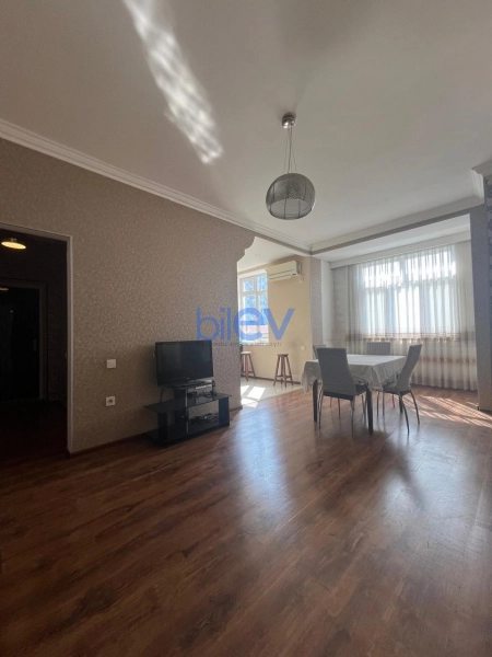 Satış 2 otaqlı Köhnə Tikili bina evi  50m², Bakı