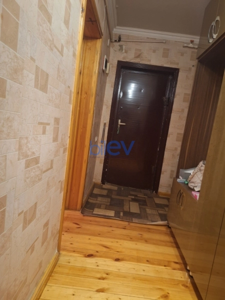 Satış 3 otaqlı Köhnə Tikili bina evi  72m², Gəncə
