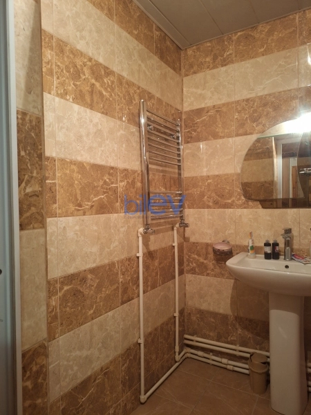 Satış 3 otaqlı Köhnə Tikili bina evi  72m², Gəncə