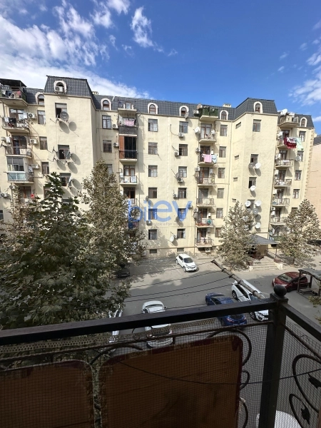 Satış 2 otaqlı Yeni Tikili bina evi  37m², Bakı