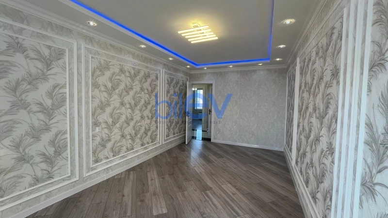 Satış 4 otaqlı Köhnə Tikili bina evi  110m², Bakı